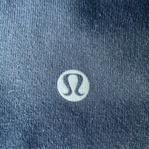 Lululemon wide leg pant  great condition size 6 women black - Picture 3 of 5